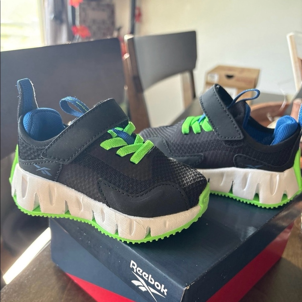 New Kids Reebok Sneakers